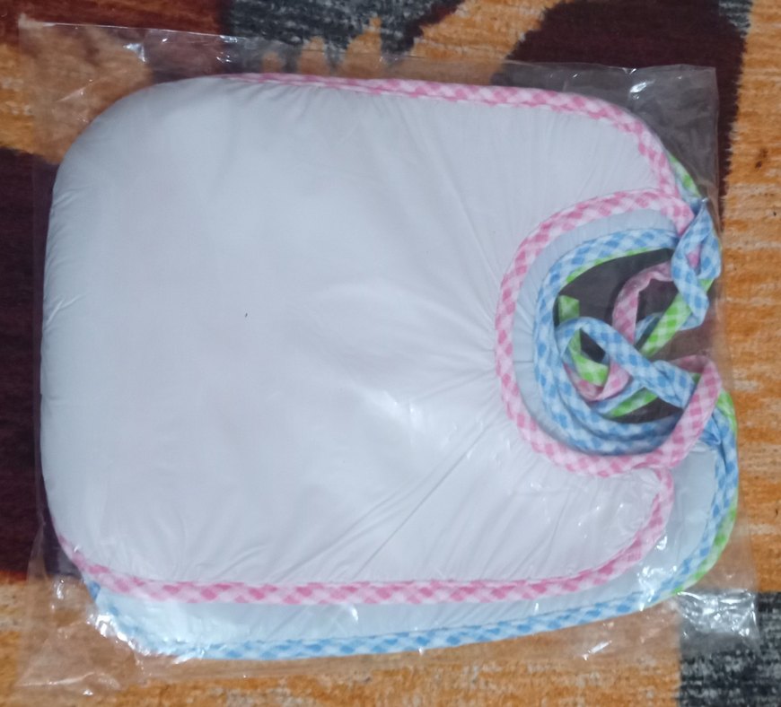 4 Adet Bebek Önlüğü, Çok Renkli Desenli - Görsel 3