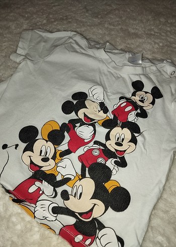 Beyaz Mickey Mouse Baskılı Tişört - Görsel 2