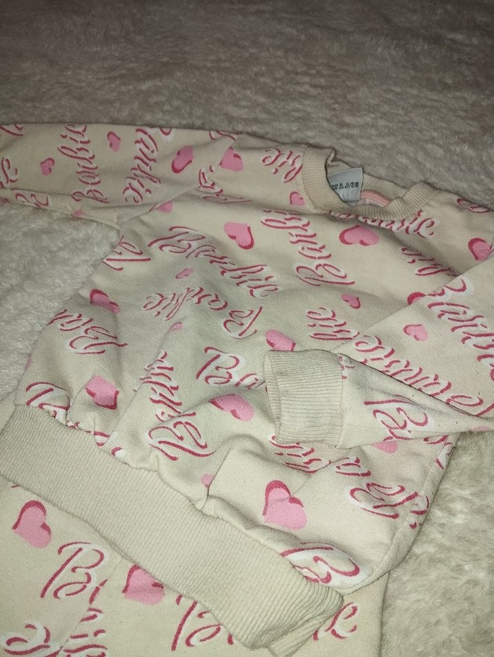 Pembe Barbie Baskılı Örgü Bebek Takımı - Görsel 2