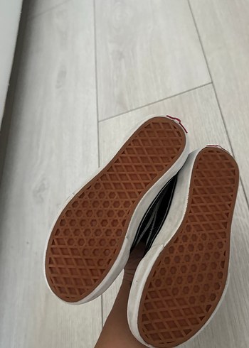 32 Beden Siyah Erkek Çocuk Cırt Cırtlı Spor Ayakkabı vans