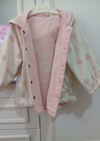 Kız Çocuk Kapüşonlu Pembe Çiçekli Ceket