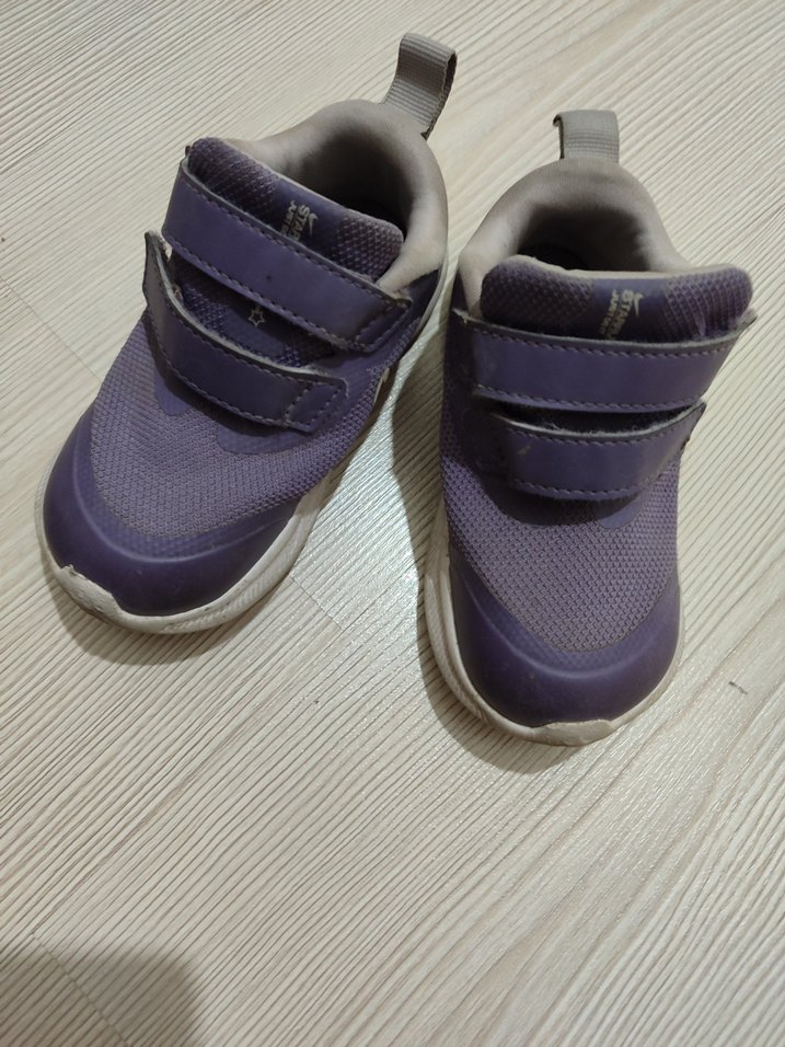 nike ayakkabı günlük hafif çocuk için rahat kalıp 23,5 numara - Görsel 4