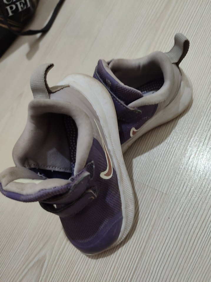 nike ayakkabı günlük hafif çocuk için rahat kalıp 23,5 numara - Görsel 5