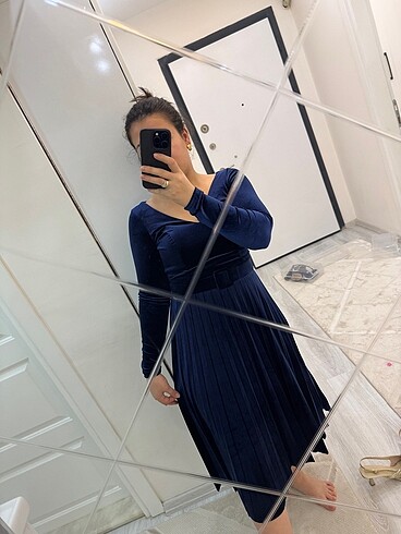 Zara Kadife Lacivert Elbise
