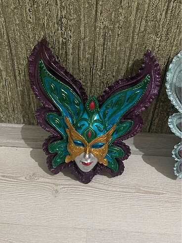 Maske set duvar süsü