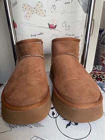 Ugg yeni