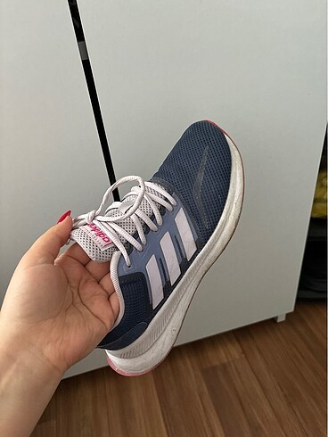 ORİJİNAL Adidas ayakkabı