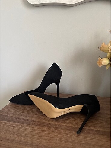 37 Beden Siyah süet stiletto