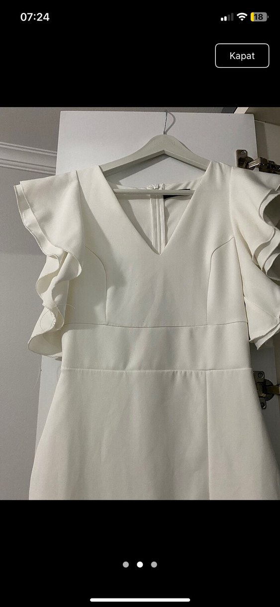 Beyaz Kollu Fırfırlı Kalem Elbise - Görsel 2