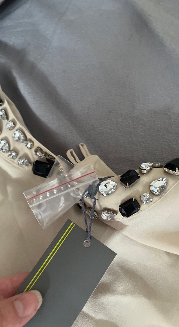 Düğmeli Bej Kadın Gömlek - Görsel 4