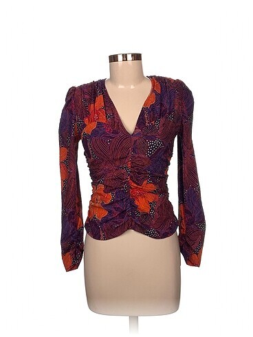 Zara Bluz %70 İndirimli.