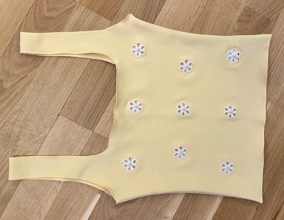 Sarı Çiçekli Tırnak Süslemeleri - Görsel 5