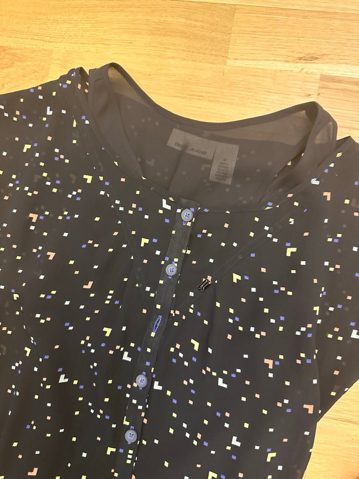 Çok sade desenli Kolsuz spor gorunumulu elbise - Görsel 4