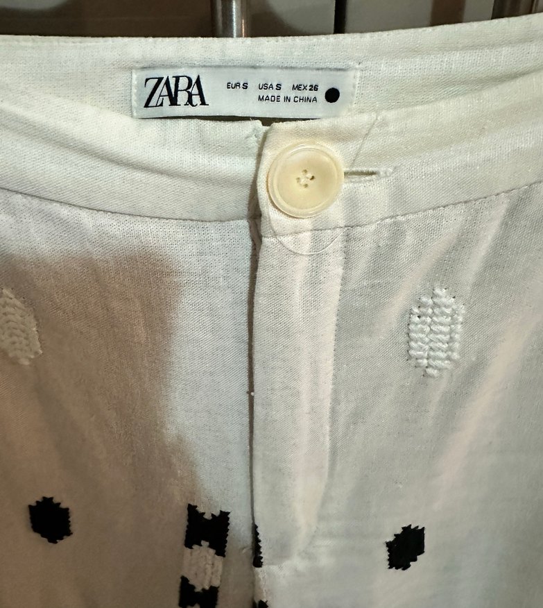 Beyaz Nakışlı Mini Kumaş Kadın Pantolon - Görsel 2