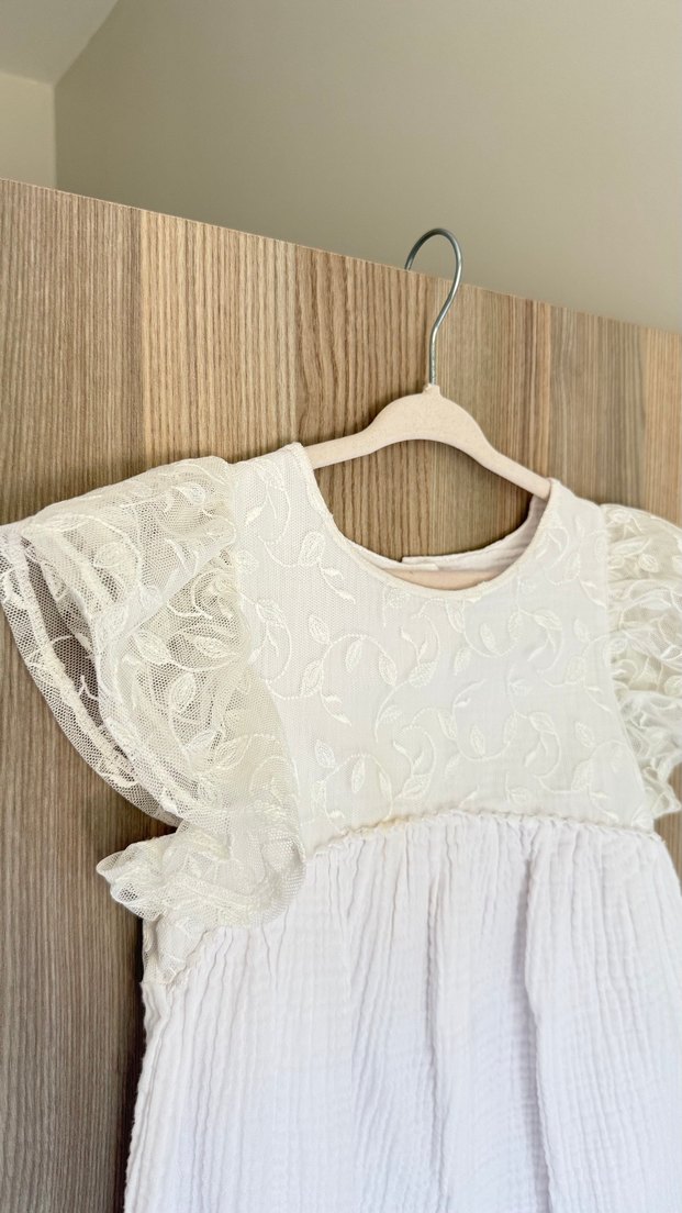 Kız Çocuk Beyaz Dantel Detaylı Elbise - Görsel 3