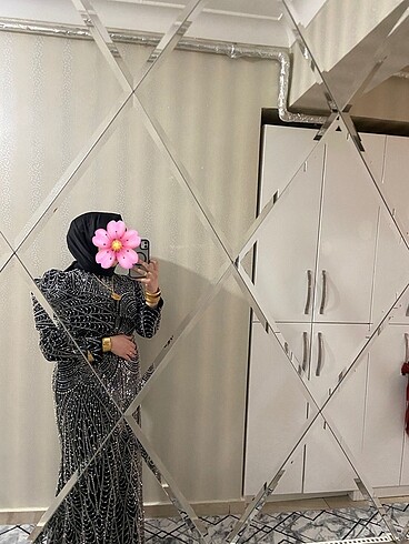 Sıyah elbıse