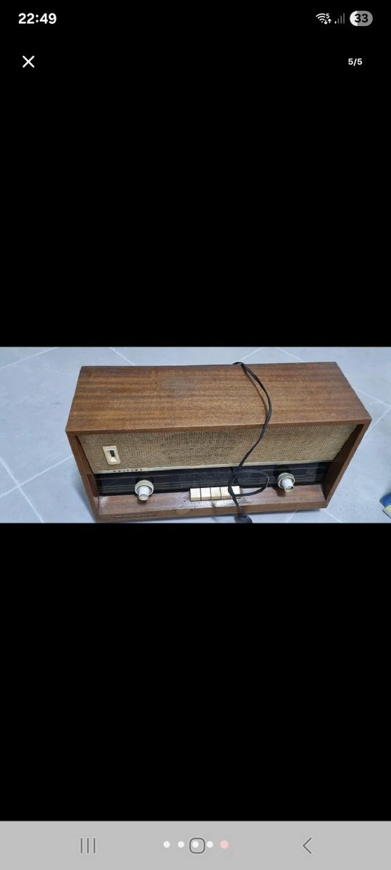 Kahverengi Ahşap Müzik Sistemi - Görsel 4