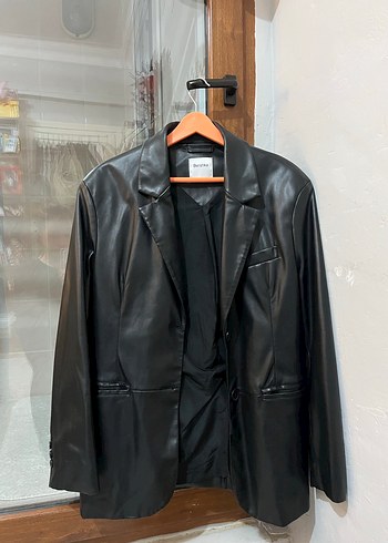 Siyah blazer Bershka