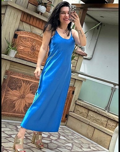 Saten elbise
