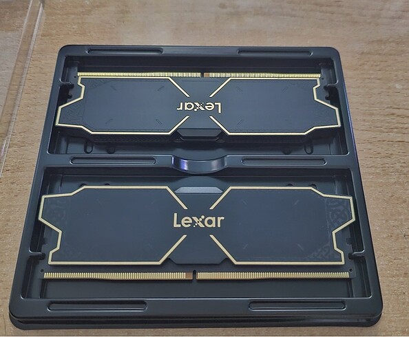 Beden Lexar Thor OC 16GB (2x8GB) 6000MHz CL38 Intel XMP 3.0 / AMD EXPO