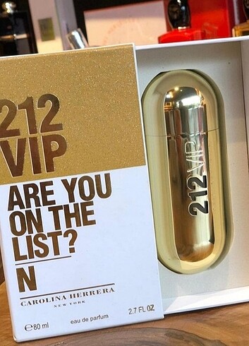 212 VIP KADİN PARFÜMÜ