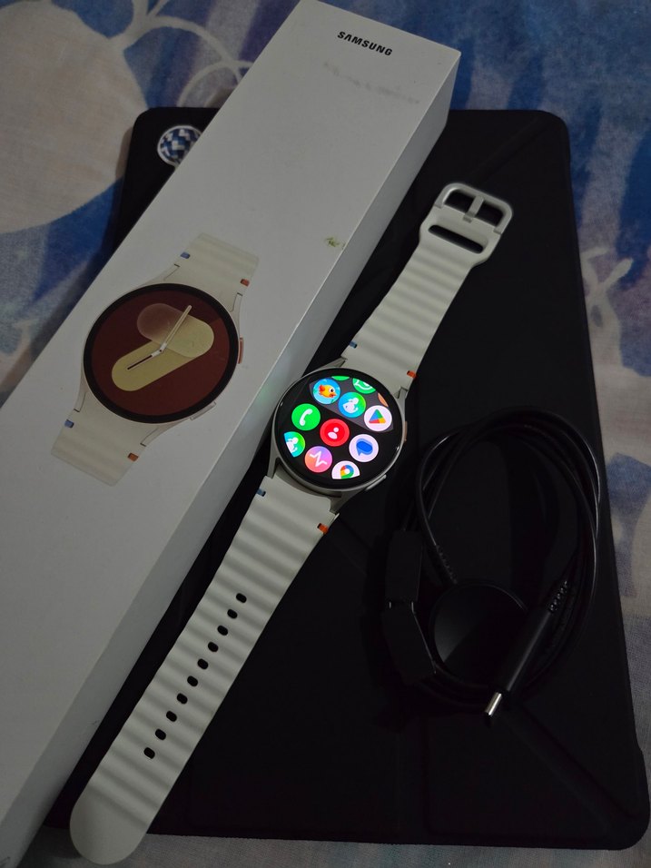 Samsung Galaxy Watch7 Krem (40mm) - Görsel 2