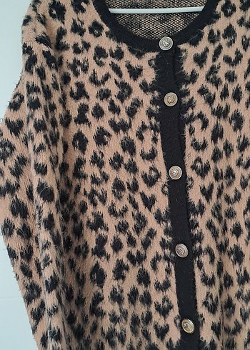Düğmeli Leopar Desenli Bohem Kadın Hırka - Görsel 3