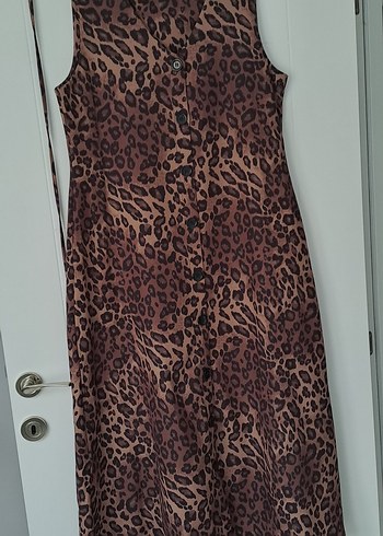 Kahverengi Leopar Desenli Uzun V Yaka Elbise - Görsel 7