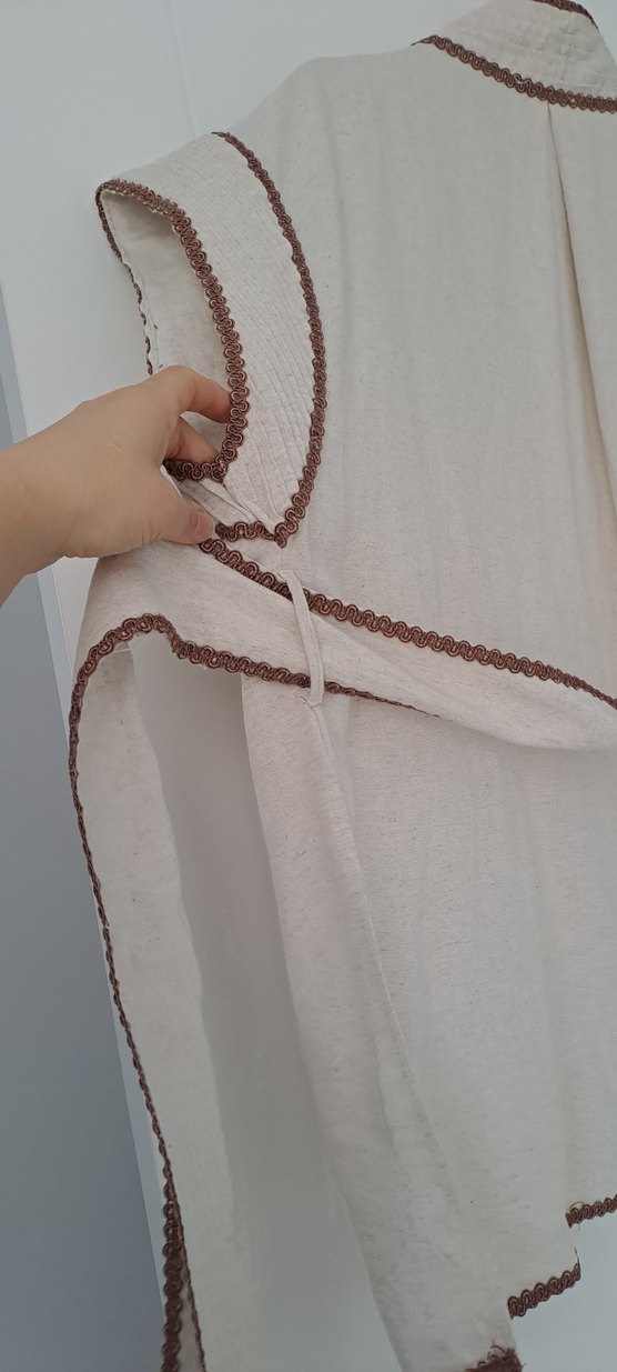 Güpür detaylı yelek - Görsel 4