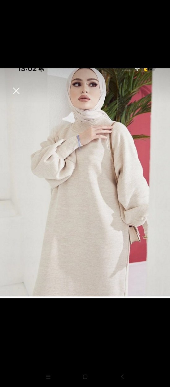 Bej Uzun Kollu Yüksek Yakalı Salaş Elbise - Görsel 4