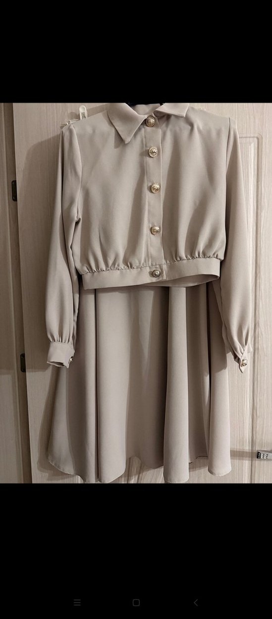 Bej Mini Kadın Takım Elbise, Düğmeli, Uzun Kollu - Görsel 2