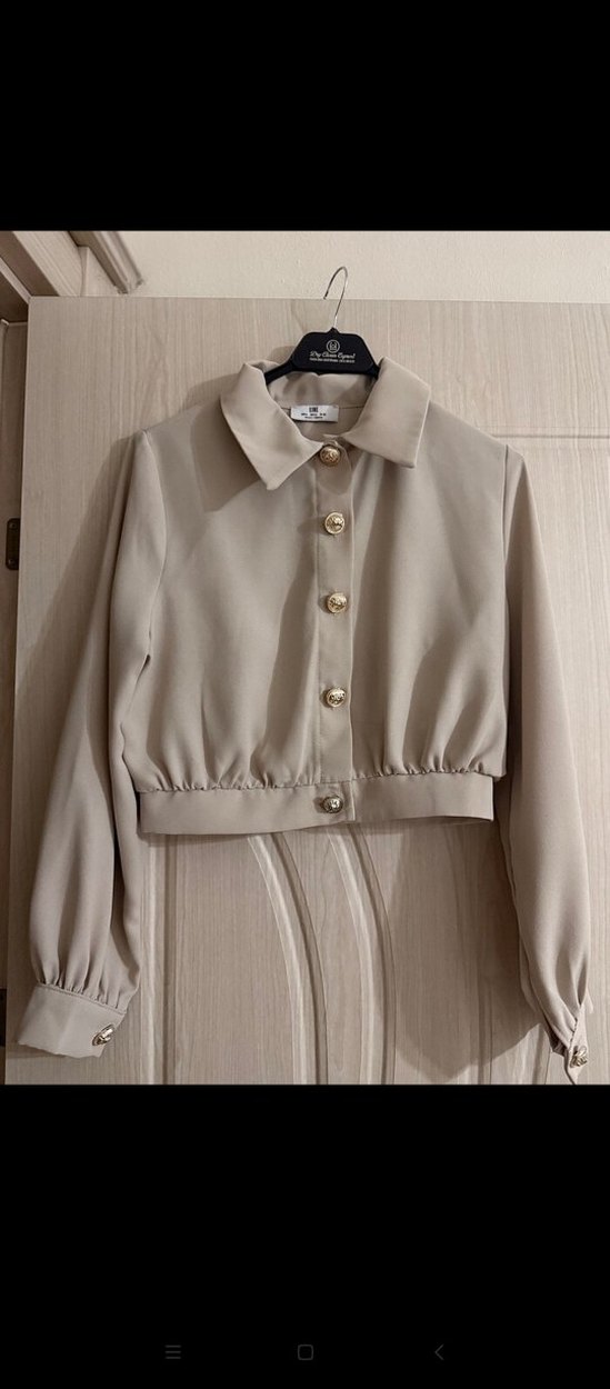 Bej Mini Kadın Takım Elbise, Düğmeli, Uzun Kollu - Görsel 3