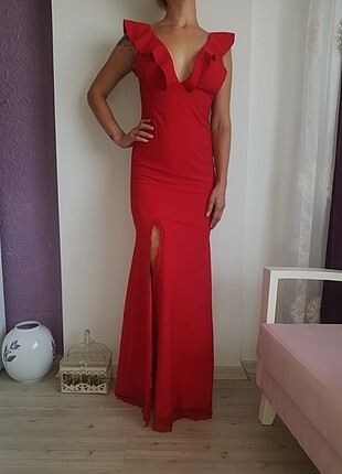 m Beden kırmızı Renk Trendyol milla kırmız abiye