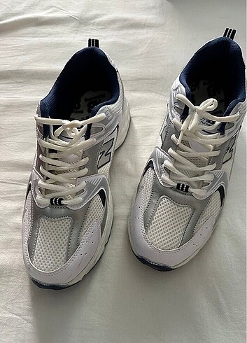 Spor ayakkabı no 41 iyi durumda New Balance