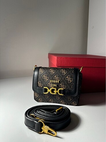 Guess mini