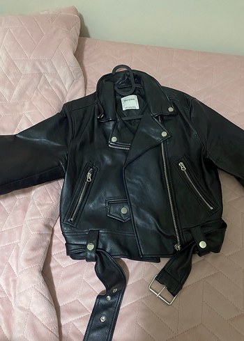 Bershka Sehirli Siyah Deri Biker Ceket