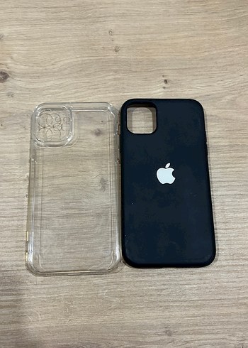 Şeffaf ve Siyah iPhone Kılıfları