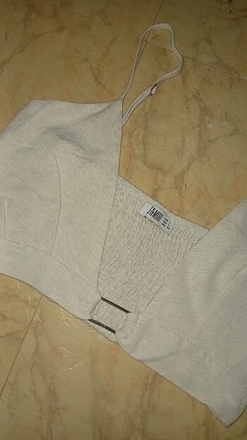40 Beden Göğüs Dekolteli Crop