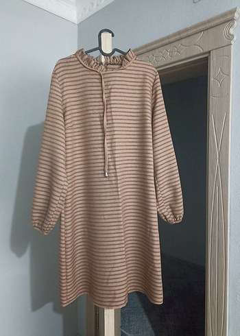 Bej Çizgili Piliseli Triko Midi Tunik