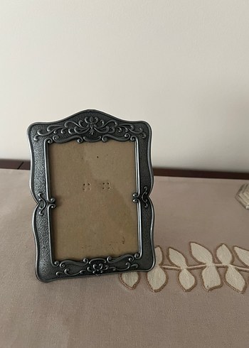 Gri Dekoratif Çerçeve