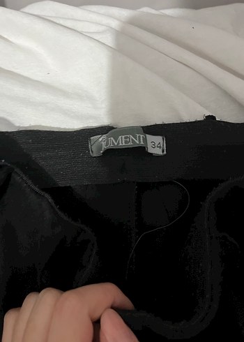 Kadın Siyah Pilili İspanyol Paça Pantolon - Görsel 3