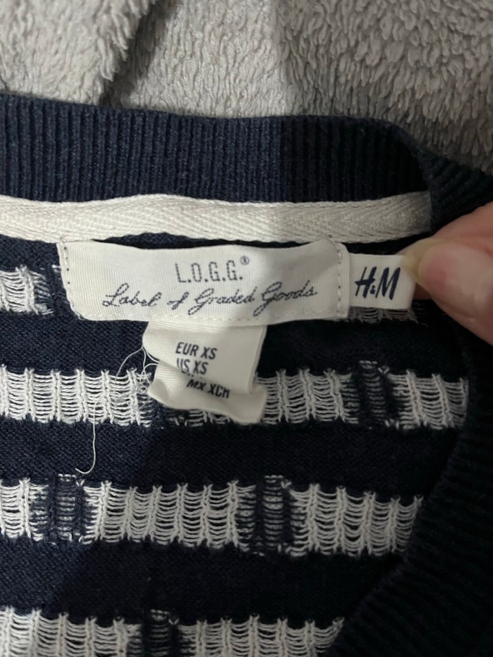 Düğmeli Puantiyeli Vintage Kadın Hırka - Görsel 2