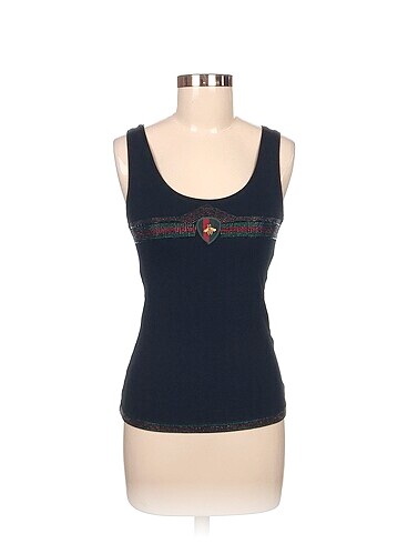 Diğer T-shirt %70 İndirimli.