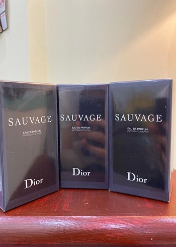 Dior Sauvage Parfüm Siyah Şişe