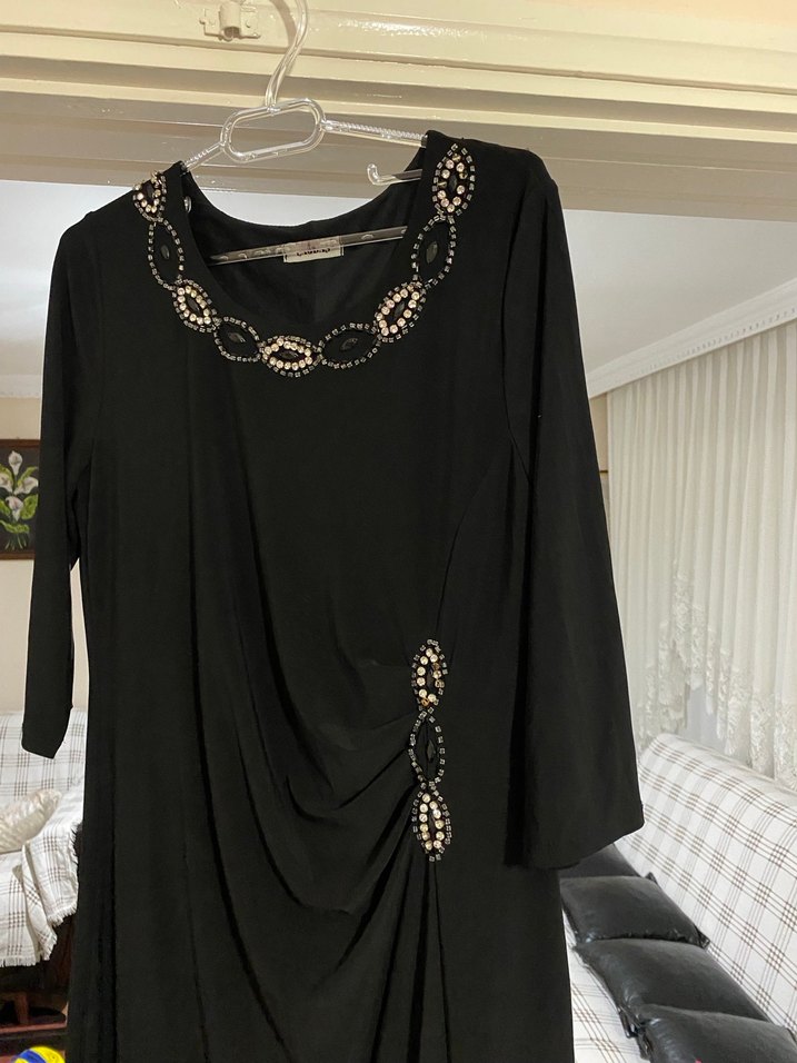 Uzun Siyah Drapeli Klasik elbise - Görsel 2