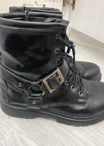 Siyah Deri Goth Tarzı Kadın bot kinetix - Görsel 3