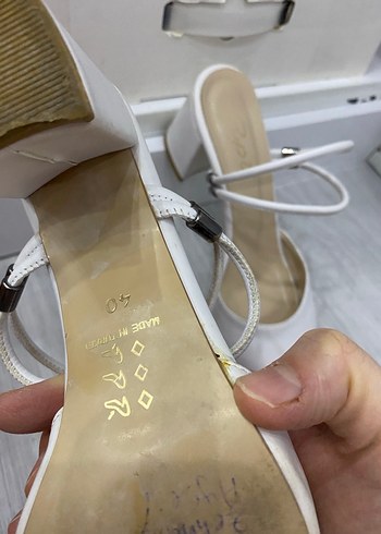 Beyaz Kadın Günlük Kemerli Topuklu Ayakkabı - Görsel 3