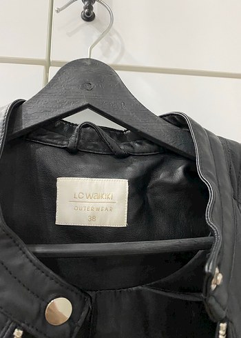 Kadın Siyah Deri ceket LCW - Görsel 2