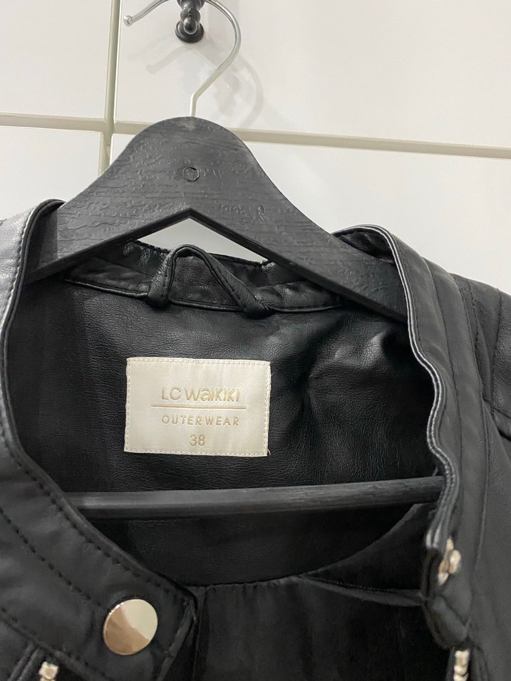 Kadın Siyah Deri ceket LCW - Görsel 2