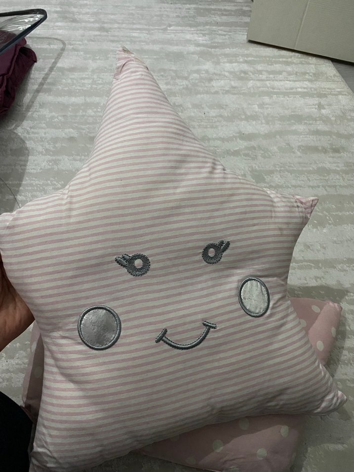 Pembe Nakışlı Çocuk Yastığı 2 Li - Görsel 3